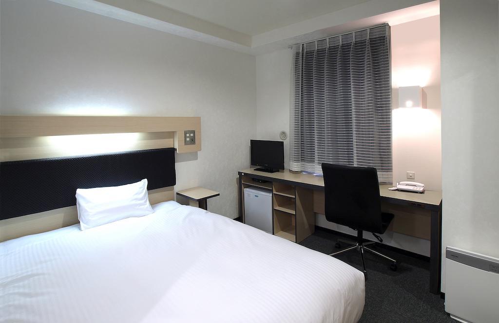 Green Rich Hotel Yamaguchi Yuda Onsen Rum bild